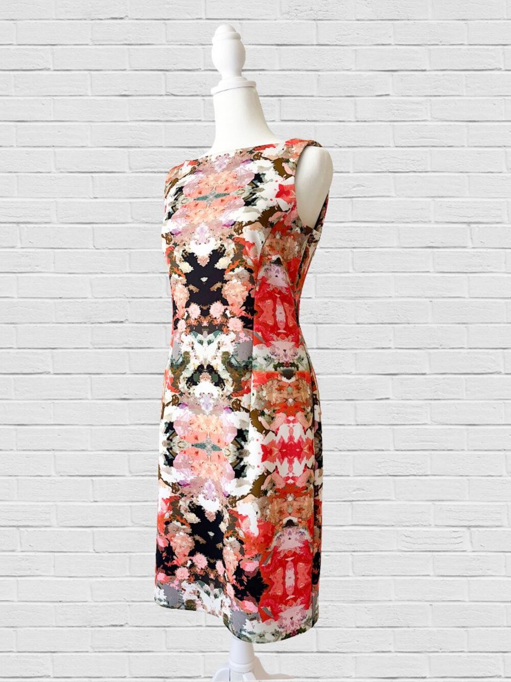 Maggy London flowered sheath dress